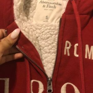 Abercrombie sweater